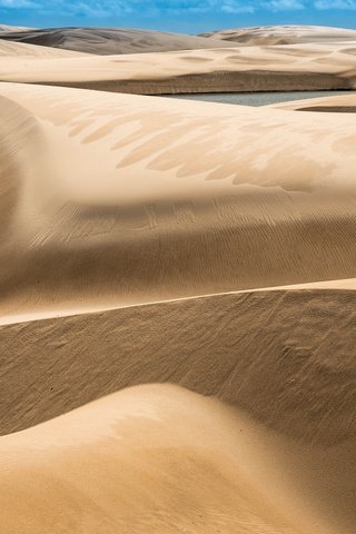 Обои небо, природа, макро, песок, пустыня, дюны, the sky, nature, macro, sand, desert, dunes разрешение 2048x1152 Загрузить