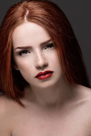 Обои девушка, портрет, взгляд, рыжеволосая, girl, portrait, look, redhead разрешение 2048x1320 Загрузить