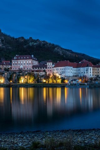 Обои ночь, огни, город, австрия, дюрнштайн, night, lights, the city, austria, dürnstein разрешение 2880x1800 Загрузить