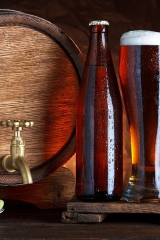 Обои стакан, пиво, бочка, хмель, баррель, glass, beer, barrel, hops разрешение 2880x1920 Загрузить