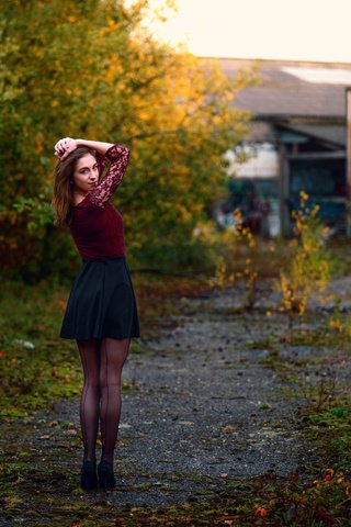 Обои девушка, фон, поза, girl, background, pose разрешение 5415x3610 Загрузить