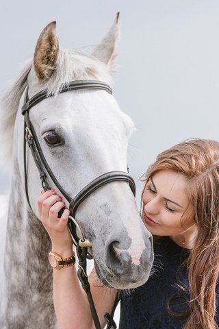 Обои девушка, настроение, конь, girl, mood, horse разрешение 2048x1367 Загрузить