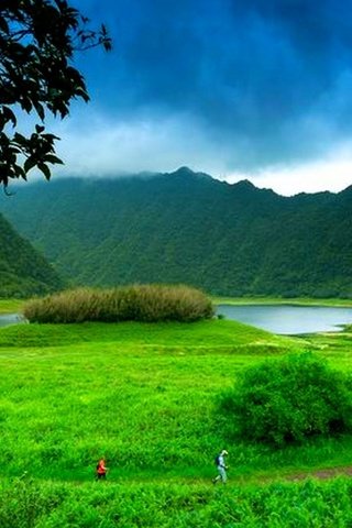 Обои облака, горы, долина, clouds, mountains, valley разрешение 1920x1200 Загрузить