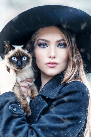 Обои снег, зима, стиль, девушка, кошка, взгляд, шляпа, miss elegancy, алессандро ди чикко, alessandro di cicco, snow, winter, style, girl, cat, look, hat разрешение 2048x1365 Загрузить