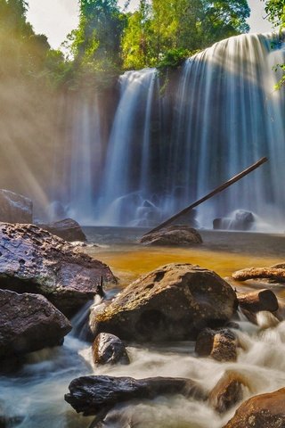 Обои река, солнце, природа, камни, лес, водопад, bing, phnom kulen national park, river, the sun, nature, stones, forest, waterfall разрешение 1920x1200 Загрузить