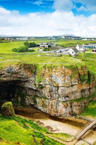 Обои небо, облака, поле, луг, пещера, шотландия, the sky, clouds, field, meadow, cave, scotland разрешение 1920x1200 Загрузить