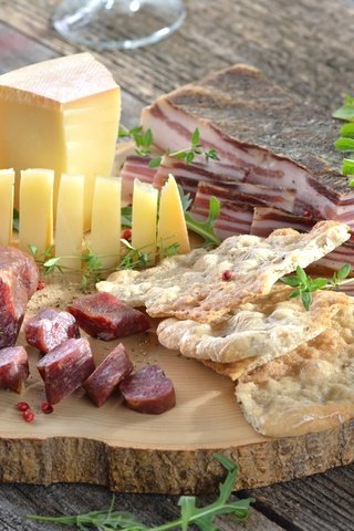 Обои зелень, сыр, мясо, закуска, лаваш, сало, greens, cheese, meat, appetizer, pita, fat разрешение 2500x1656 Загрузить