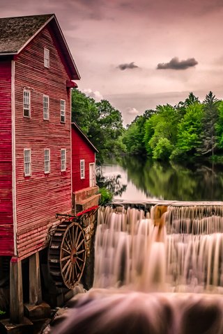 Обои деревья, река, водопад, брызги, дом, водяная мельница, trees, river, waterfall, squirt, house, water mill разрешение 2000x1250 Загрузить