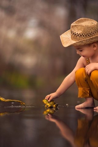 Обои отражение, дети, ребенок, мальчик, шляпа, лягушки, босиком, reflection, children, child, boy, hat, frogs, barefoot разрешение 2000x1333 Загрузить