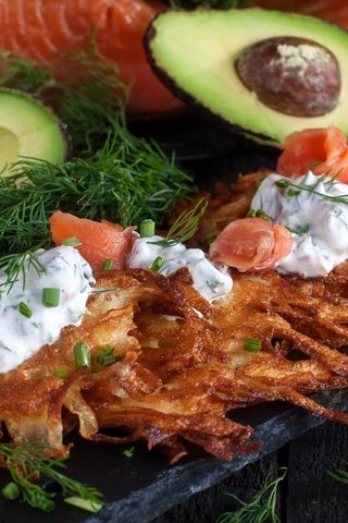 Обои рыба, укроп, соус, авокадо, лосось, драники, fish, dill, sauce, avocado, salmon, pancakes разрешение 2400x1600 Загрузить