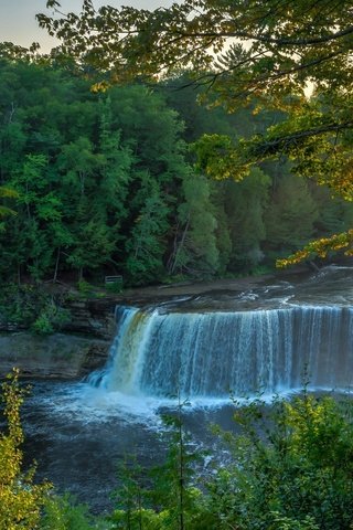 Обои деревья, река, водопад, осень, поток, природа. водопад, trees, river, waterfall, autumn, stream, nature. waterfall разрешение 1920x1241 Загрузить