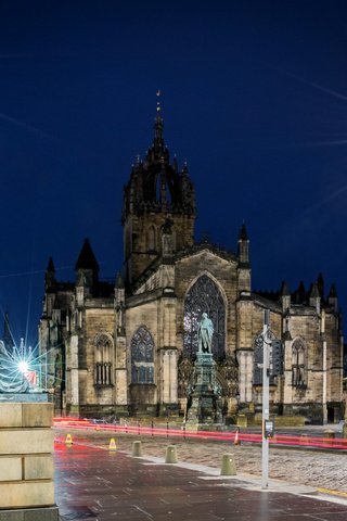 Обои ночь, эдинбург, храм, уличные фонари, собор, st giles' cathedral, эдинбургский собор, город, дома, улица, памятник, шотландия, night, edinburgh, temple, street lights, cathedral, the city, home, street, monument, scotland разрешение 4005x2590 Загрузить