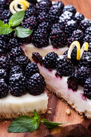 Обои мята, сладкое, торт, десерт, ежевика, крем, mint, sweet, cake, dessert, blackberry, cream разрешение 8000x5333 Загрузить