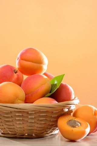 Обои фрукты, плоды, корзинка, абрикосы, fruit, basket, apricots разрешение 2880x1800 Загрузить