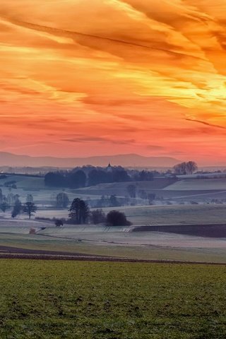 Обои небо, облака, восход, закат, утро, туман, поле, the sky, clouds, sunrise, sunset, morning, fog, field разрешение 2048x1355 Загрузить