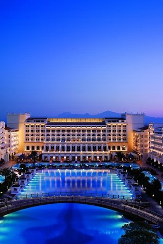 Обои ночь, огни, город, турция, гостиница, mardan palace, анталия, night, lights, the city, turkey, the hotel, antalya разрешение 3840x2160 Загрузить