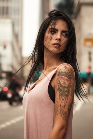 Обои девушка, город, модель, волосы, татуировка, мартин кюн, marlen valderrama alvarez, girl, the city, model, hair, tattoo, martin kuhn, marlen alvarez valderrama разрешение 2048x1365 Загрузить