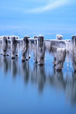 Обои небо, отражение, пейзаж, море, сосульки, brian krouskie, the sky, reflection, landscape, sea, icicles разрешение 1920x1200 Загрузить