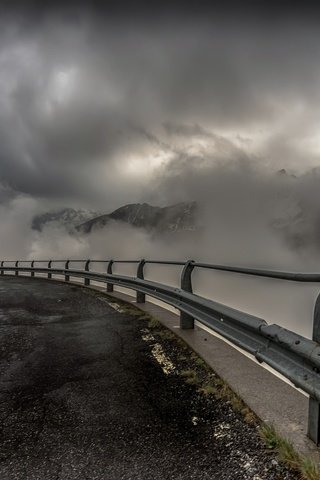 Обои небо, дорога, туман, the sky, road, fog разрешение 2048x1365 Загрузить