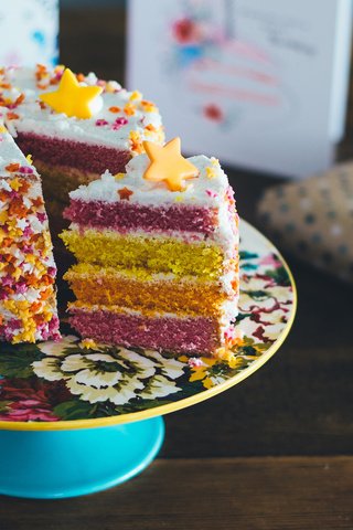 Обои звездочки, сладкое, украшение, торт, десерт, слои, крем, stars, sweet, decoration, cake, dessert, layers, cream разрешение 2880x1800 Загрузить