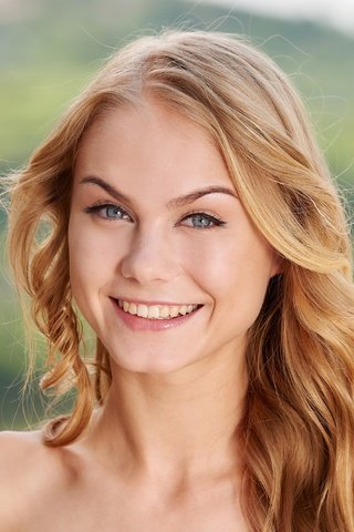 Обои девушка, улыбка, взгляд, волосы, лицо, erika, nancy a, girl, smile, look, hair, face разрешение 4000x2670 Загрузить