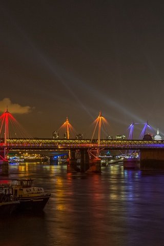 Обои ночь, огни, река, мост, великобритания, лондон, катера, golden jubilee bridge, night, lights, river, bridge, uk, london, boats разрешение 1920x1097 Загрузить
