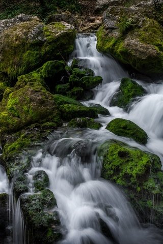 Обои вода, камни, водопад, мох, water, stones, waterfall, moss разрешение 2048x1365 Загрузить