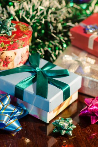 Обои новый год, подарки, лента, рождество, коробки, new year, gifts, tape, christmas, box разрешение 2880x1800 Загрузить