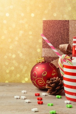 Обои новый год, ёлочка, шары, украшения, конфеты, кружка, подарок, рождество, елочные игрушки, new year, herringbone, balls, decoration, candy, mug, gift, christmas, christmas decorations разрешение 2880x1800 Загрузить