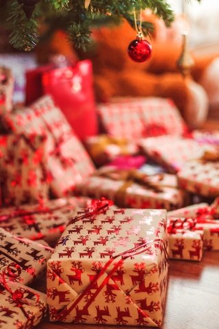 Обои новый год, подарки, олени, праздник, рождество, коробки, new year, gifts, deer, holiday, christmas, box разрешение 2880x1800 Загрузить