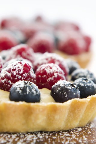 Обои малина, ягоды, черника, сладкое, корзинка, десерт, пирожное, jill chen, raspberry, berries, blueberries, sweet, basket, dessert, cake разрешение 3840x2400 Загрузить