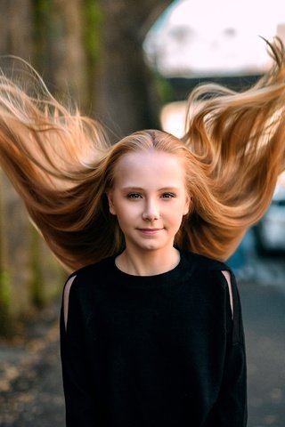 Обои улыбка, взгляд, девочка, волосы, лицо, ветер, zubair aslam, smile, look, girl, hair, face, the wind разрешение 2000x1718 Загрузить