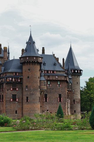 Обои небо, замок, нидерланды, газон, старинный, замок де-хаар, the sky, castle, netherlands, lawn, vintage, the castle de haar разрешение 3465x2000 Загрузить