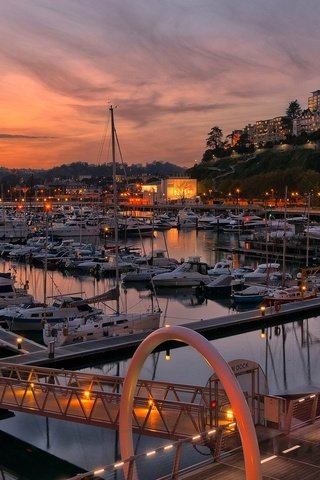 Обои огни, колесо обозрения, лодки, дома, англия, гавань, торки, lights, ferris wheel, boats, home, england, harbour, torquay разрешение 2048x1238 Загрузить