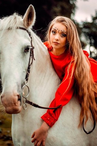 Обои лошадь, наездница, девушка, carlos, платье, поза, макияж, прическа, конь, в красном, боке, bokeh, horse, rider, girl, dress, pose, makeup, hairstyle, in red разрешение 2048x1258 Загрузить