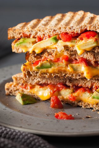 Обои бутерброд, сыр, хлеб, овощи, тарелка, помидоры, тосты, sandwich, cheese, bread, vegetables, plate, tomatoes, toast разрешение 5616x3744 Загрузить