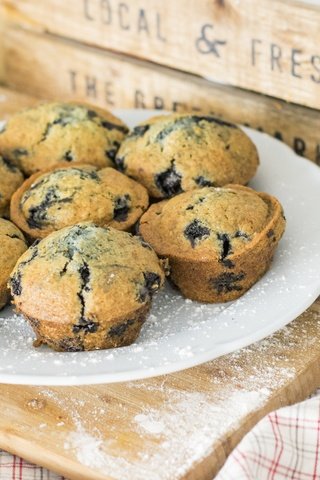 Обои ягоды, черника, выпечка, десерт, сахарная пудра, кексы, berries, blueberries, cakes, dessert, powdered sugar, cupcakes разрешение 6000x4000 Загрузить