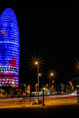 Обои ночь, torre agbar, агбар, фонари, огни, город, здание, испания, небоскрёб, барселона, башня агбар, night, lights, the city, the building, spain, skyscraper, barcelona разрешение 6000x4000 Загрузить