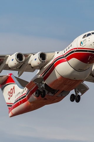 Обои небо, самолет, avro rj85, пожарный самолёт, the sky, the plane, fire plane разрешение 2048x1365 Загрузить