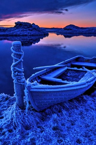 Обои ночь, река, мороз, иней, лодка, night, river, frost, boat разрешение 2880x1800 Загрузить