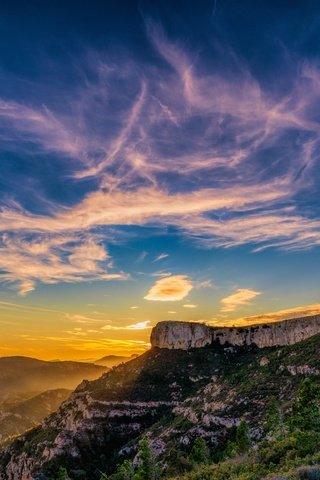 Обои небо, облака, горы, пейзаж, испания, каталония, the sky, clouds, mountains, landscape, spain, catalonia разрешение 5120x3240 Загрузить