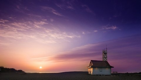 Обои небо, облака, солнце, берег, дом, the sky, clouds, the sun, shore, house разрешение 1920x1200 Загрузить