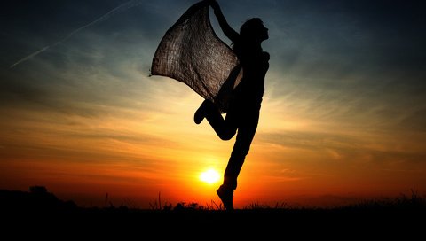 Обои закат, девушка, прыжок, силуэт, sunset, girl, jump, silhouette разрешение 1920x1200 Загрузить