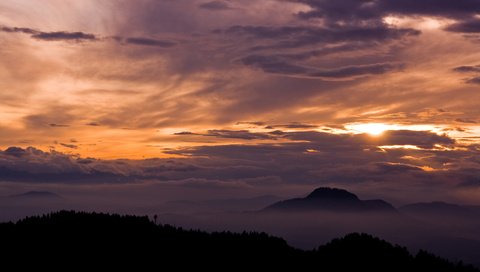 Обои облака, вечер, горы, природа, пейзаж, вид, clouds, the evening, mountains, nature, landscape, view разрешение 2560x1600 Загрузить