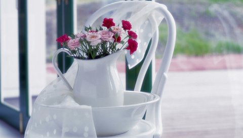 Обои цветы, розы, стул, букет, кувшин, тазик, ткан, flowers, roses, chair, bouquet, pitcher, basin разрешение 1920x1200 Загрузить