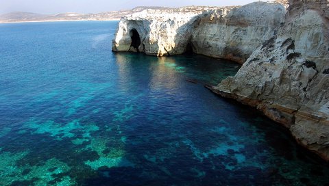 Обои скалы, берег, море, залив, греция, грот, остров милос, rocks, shore, sea, bay, greece, the grotto разрешение 1920x1200 Загрузить