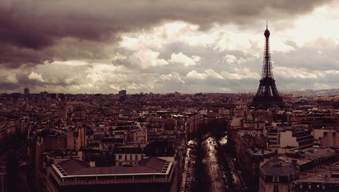 Обои тучи, город, париж, эйфелева башня, clouds, the city, paris, eiffel tower разрешение 2560x1600 Загрузить