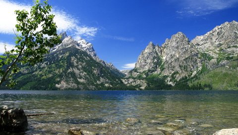 Обои небо, облака, озеро, скалы, камни, сша, вайоминг, гранд-титон, the sky, clouds, lake, rocks, stones, usa, wyoming, grand teton разрешение 2148x1400 Загрузить