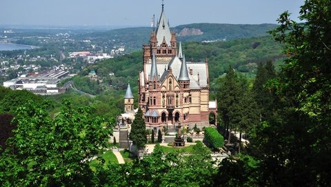 Обои зелень, лес, замок, архитектура, германия, замок драхенбург, greens, forest, castle, architecture, germany, the city of rivne разрешение 2400x1600 Загрузить