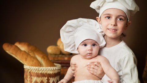 Обои дети, хлеб, мальчики, анна леванкова, поворята, children, bread, boys, anna levankova, povaryata разрешение 2796x2004 Загрузить